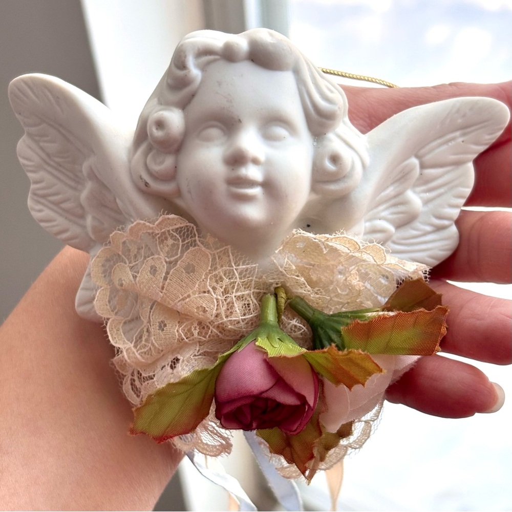 Vintage Victorian Cherub Angel Ornament Lace Pink‎ Rose Ceramic Decor Christmas